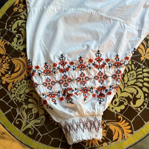 GAP EMBROIDERED PEASANT TOP SZ:XL - Picture 6 of 8